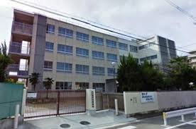 小学校　堺市立安井小学校（小学校）まで301m