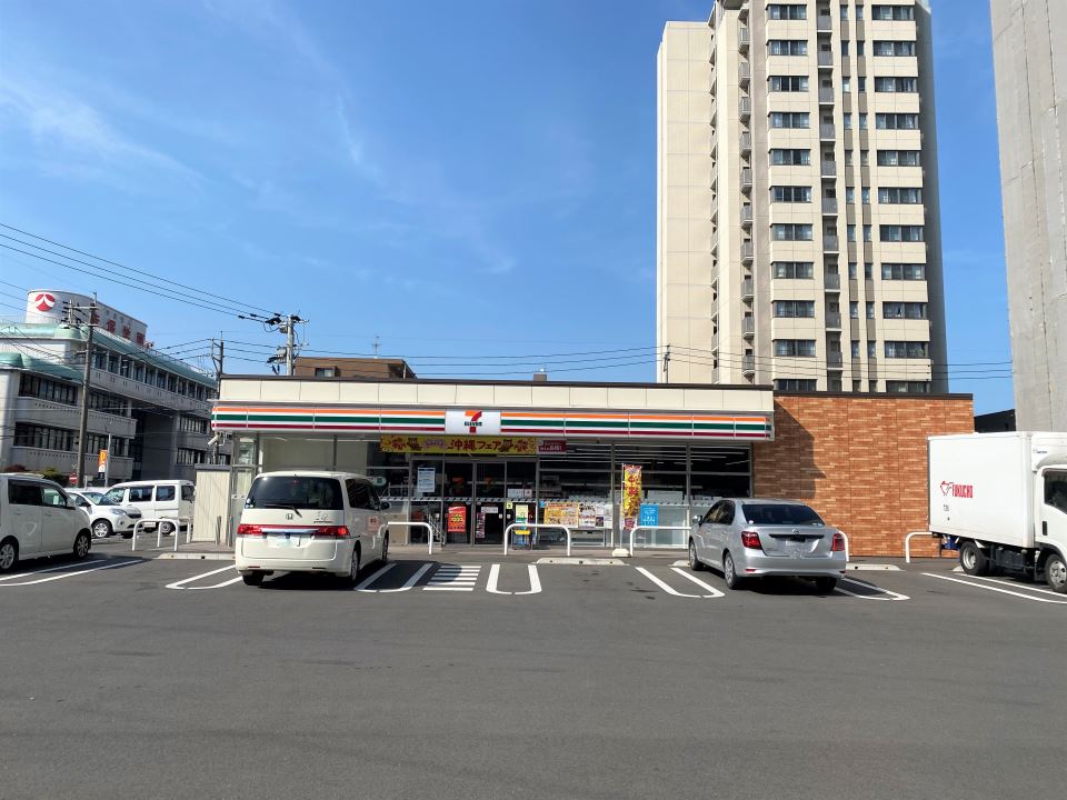 コンビニ　セブンイレブン鹿児島みずほ店（コンビニ）まで400m