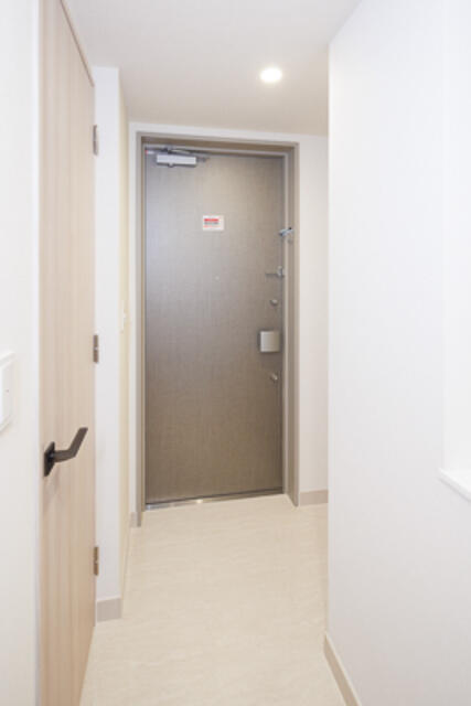 玄関　※写真は同タイプ住戸です。