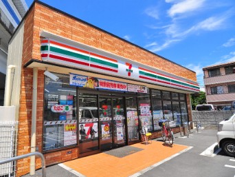 コンビニ　セブンイレブン葛飾柴又4丁目店（コンビニ）まで147m