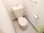 トイレ　清潔感のあるトイレですねー