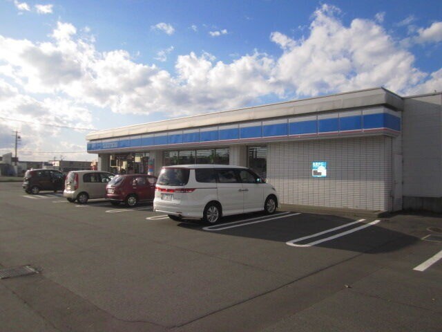 コンビニ　ローソン苫小牧臨海北通店（コンビニ）まで229m