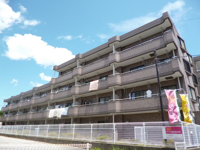 建物外観　重厚感溢れる外観が目印です。