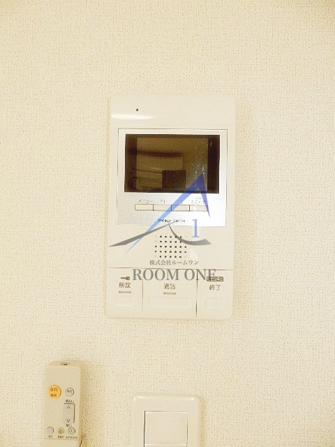 セキュリティ　モニター付きインターホンです。