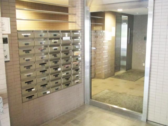 エントランス　★お問い合わせはタウンハウジングまで★