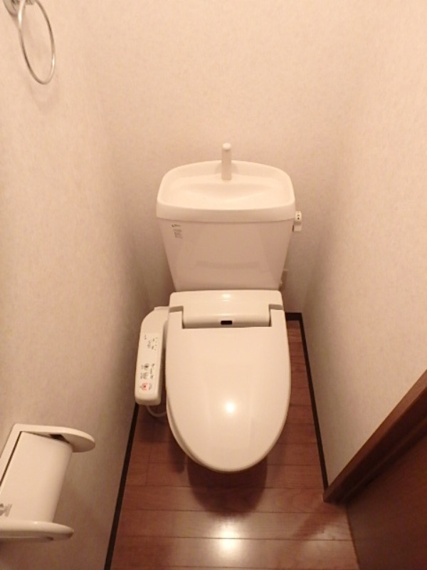 トイレ　図面と現状に相違がある場合には現状を優先