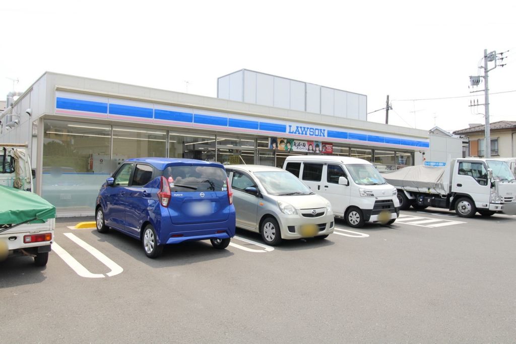 コンビニ　ローソン 港北下田町五丁目店（コンビニ）まで680m