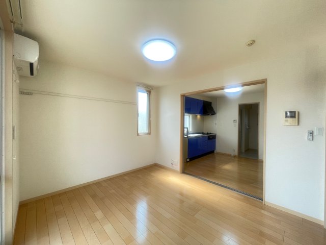 グランリーオAの居間写真