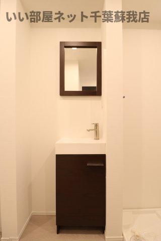 洗面設備　朝の準備に活躍する、洗面化粧台！