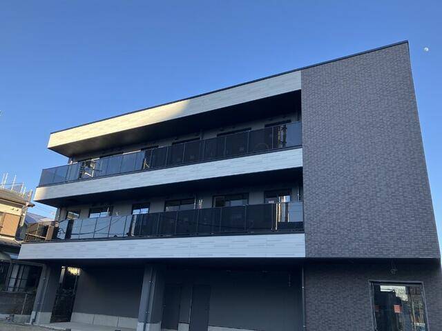 建物外観　外観タイル張りです