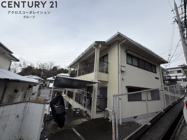 建物外観　居住者専用のごみ置き場があります。