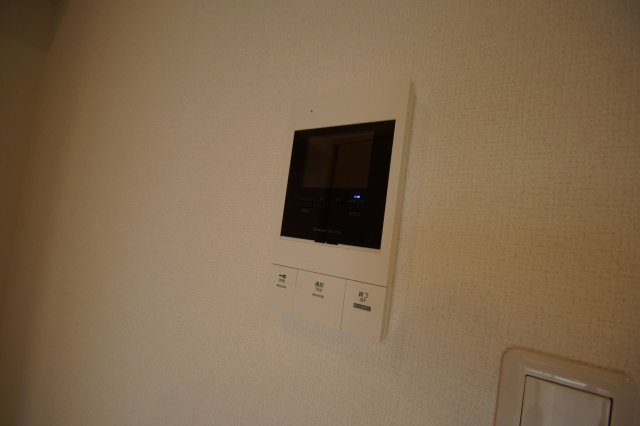 セキュリティ　来訪者が確認できて安心のTVモニターホン