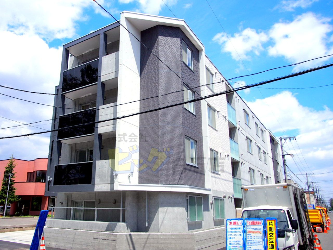 建物外観　都市ガス・Ｗｉ－Ｆｉ付ネット無料採用の１ＬＤＫマンションです