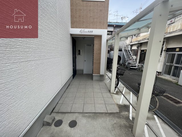 エントランス　毎日通るエントランスはこのようになっています