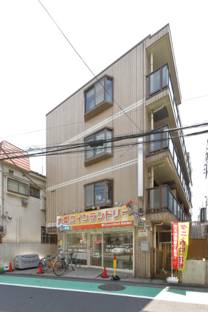 建物外観　エントランス