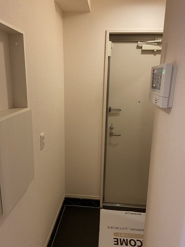 玄関　現況優先