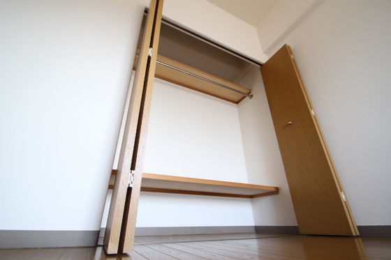 収納　※別部屋の写真です
