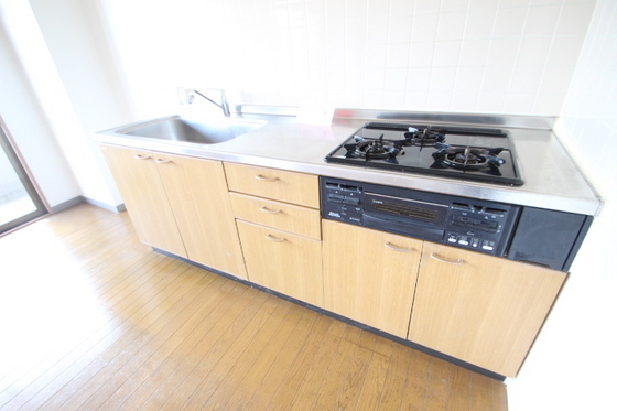 キッチン　※別部屋の写真です