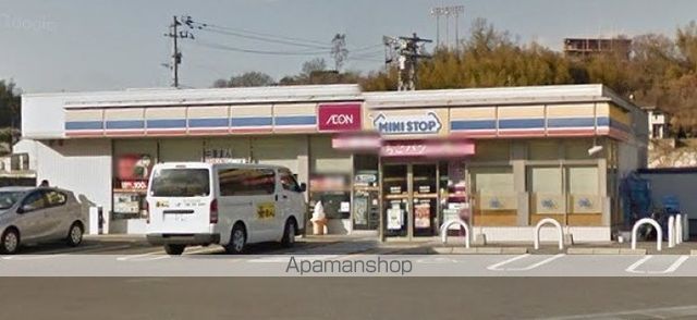 コンビニ　ミニストップ高松牟礼町店（コンビニ）まで770m