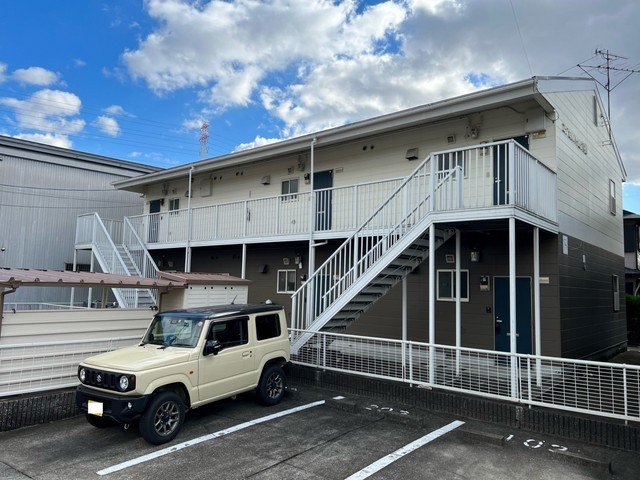 建物外観　外観は落ち着いています