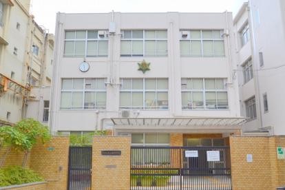 中学校　市立三国中学校（中学校）まで500m
