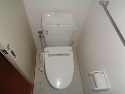トイレ　シャワー付トイレ