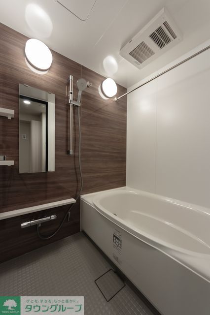 バス・シャワールーム　※写真は同タイプ住戸です。