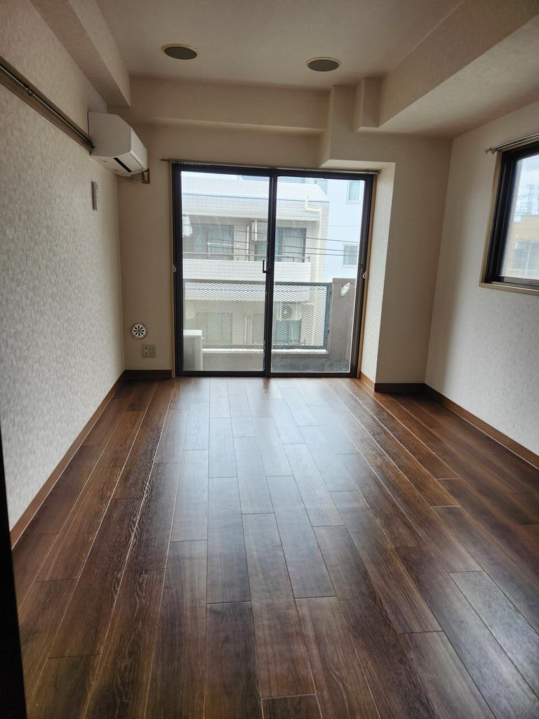 シャンブレ元住吉の居間写真