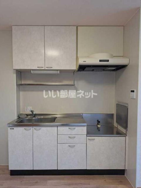 ＪＲ東北本線 仙北町駅 徒歩14分 3階建 築24年のキッチン写真