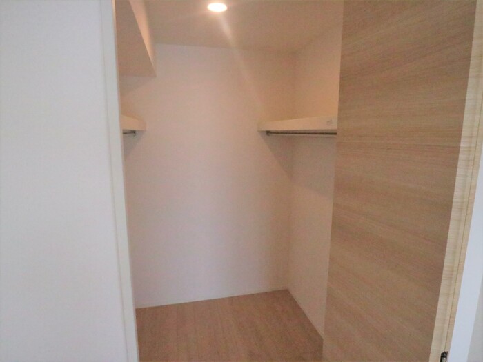 収納　同物件別部屋写真