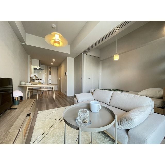 居室・リビング　【家具・家電の備え付けはありません・同タイプ別部屋】