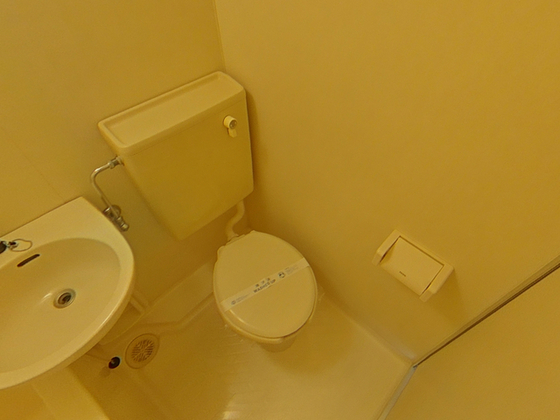 トイレ　※別部屋の写真です