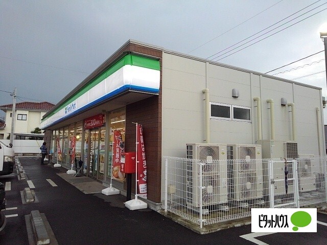 コンビニ　ファミリーマート富士今泉店（コンビニ）まで518m