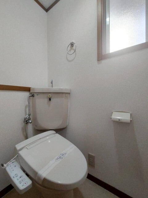 トイレ　他室参考写真