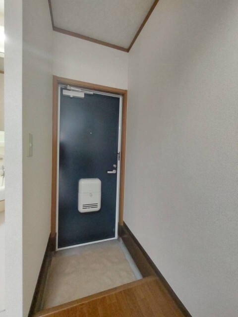 玄関　他室参考写真