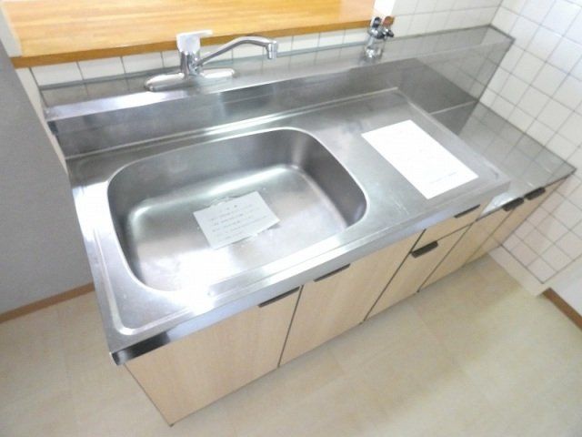 キッチン　お好きなコンロを設置してください。