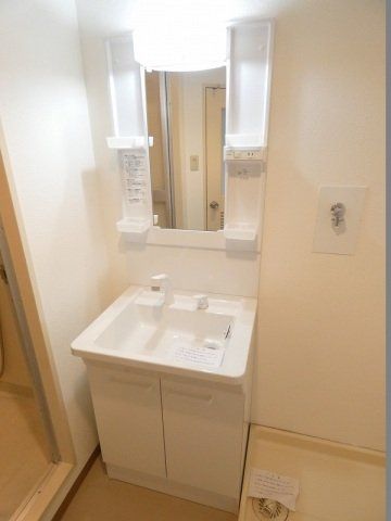 洗面設備　洗面台です。