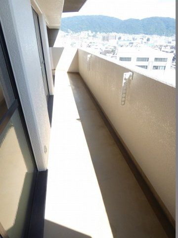 バルコニー　南東向きのバルコニーです。