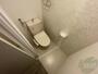 トイレ　ウォシュレット機能がついたトイレです。安心して使用できます。