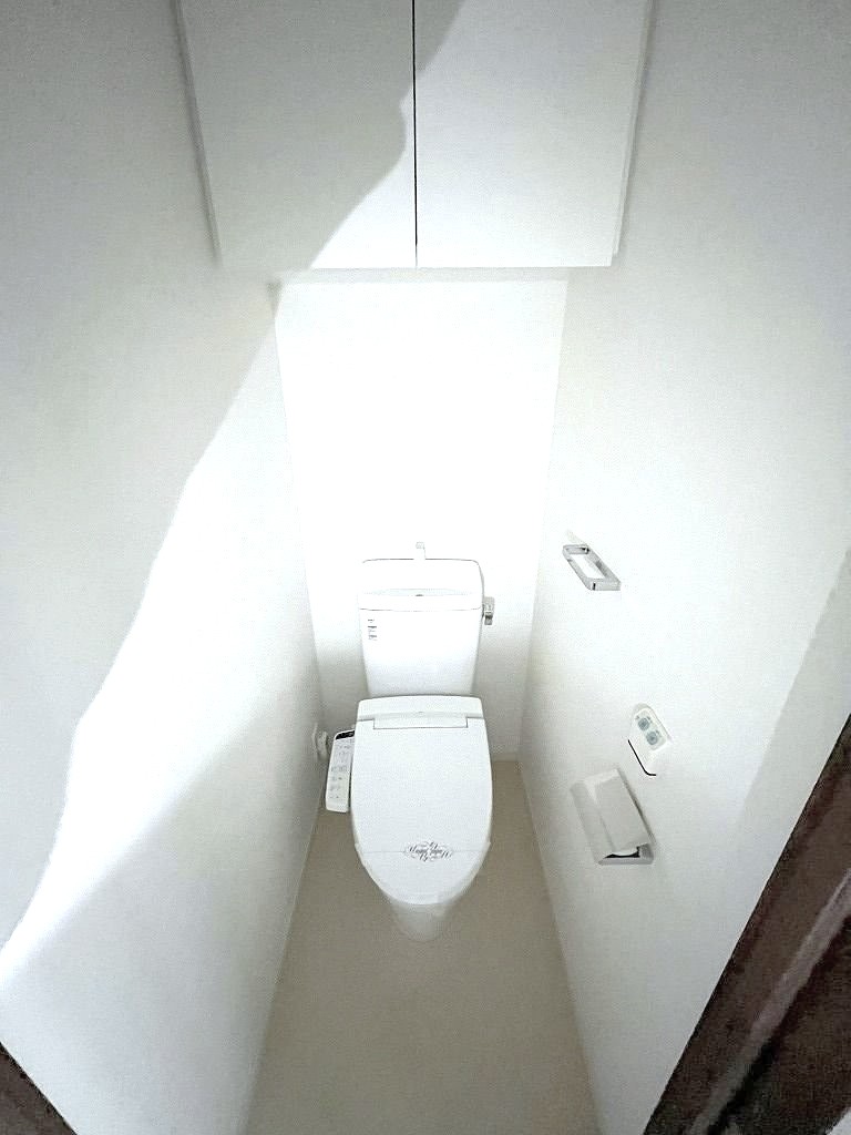 トイレ　トイレ