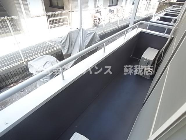 バルコニー　陽当たり良好なバルコニーです