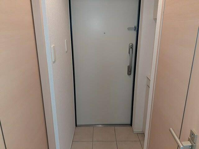 玄関　エアコン完備
