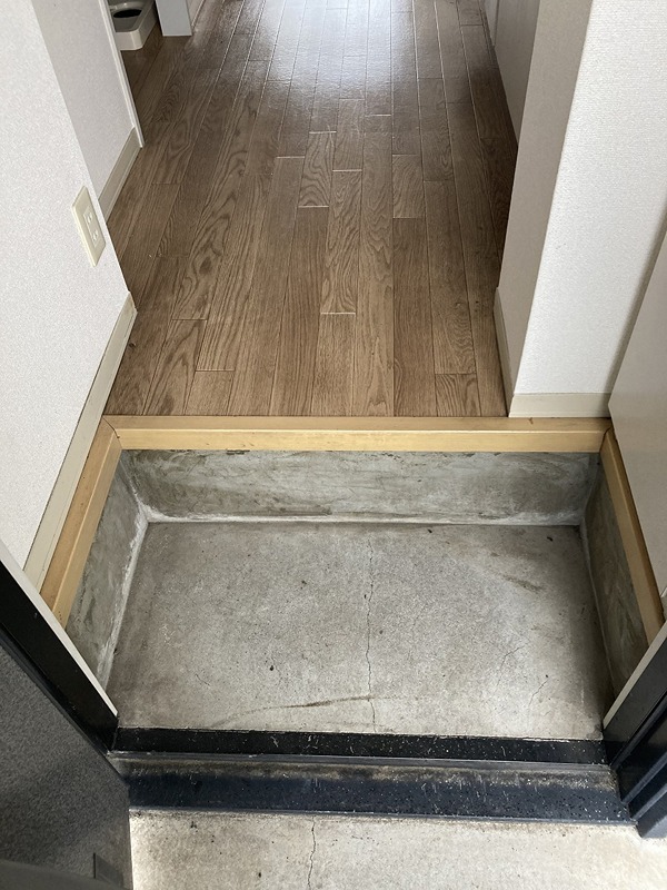 玄関　他部屋写真参考