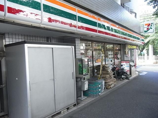 コンビニ　セブンイレブン（コンビニ）まで265m