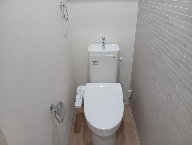 フジパレス紀伊中ノ島ウエストのトイレ写真