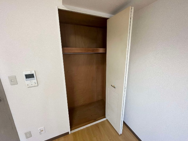 収納　※同物件別号室の参考写真です。
