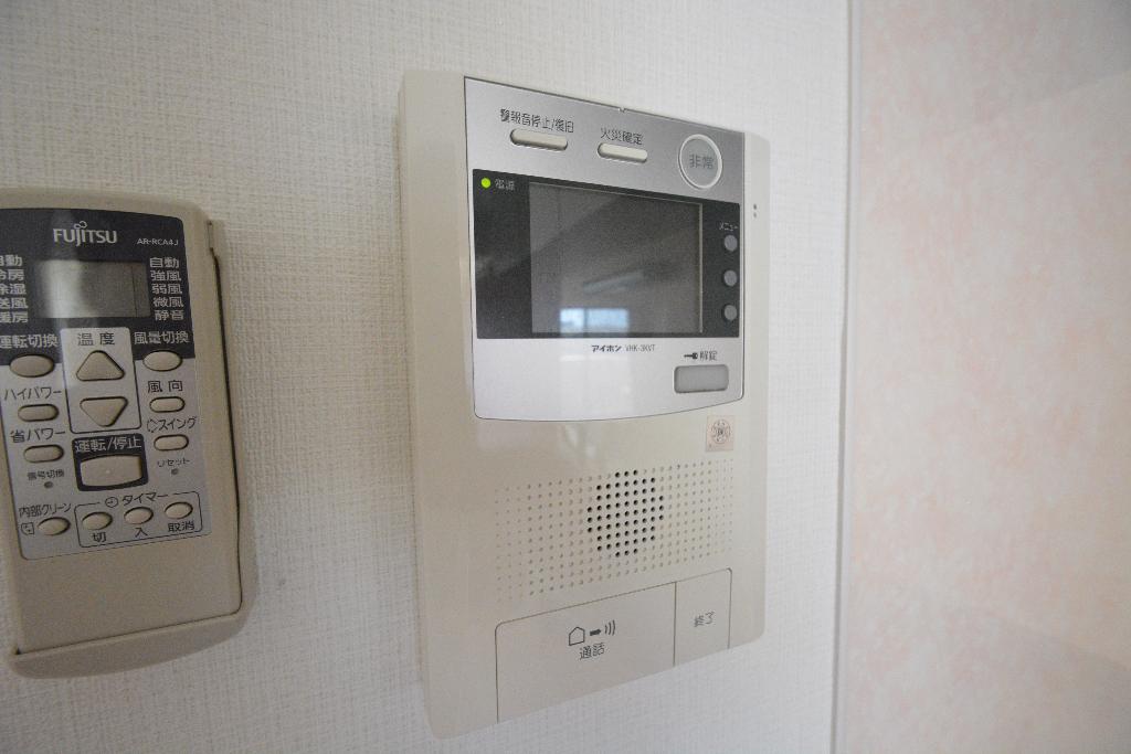 セキュリティ　カメラ付インターホン
