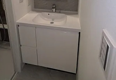洗面設備　※別部屋の参考写真です。