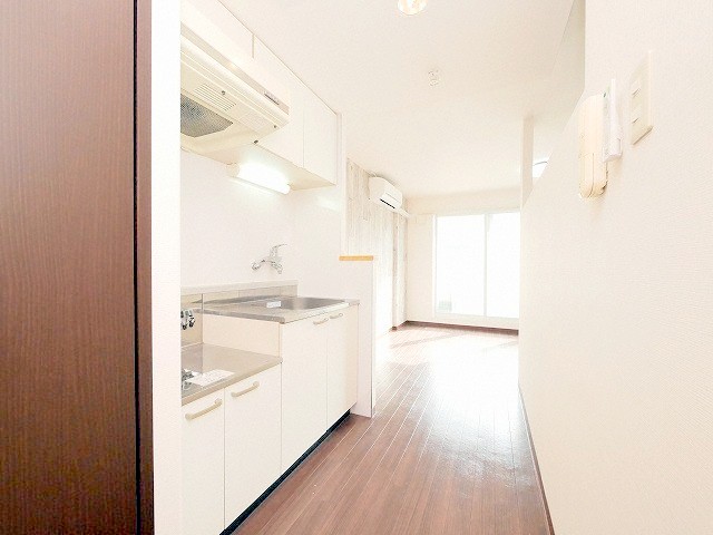 キッチン　人気で使用しやすい独立型キッチン採用です♪
