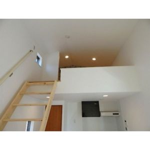 居室・リビング　吹抜(同物件同タイプ部屋写真)